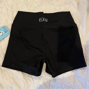 Fleo Shorts-Black-Inseam 4”
